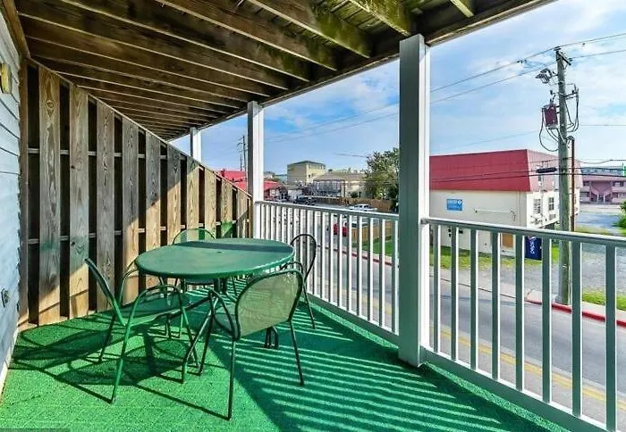 300 Robin Dr Walking Distance To * Ocean City